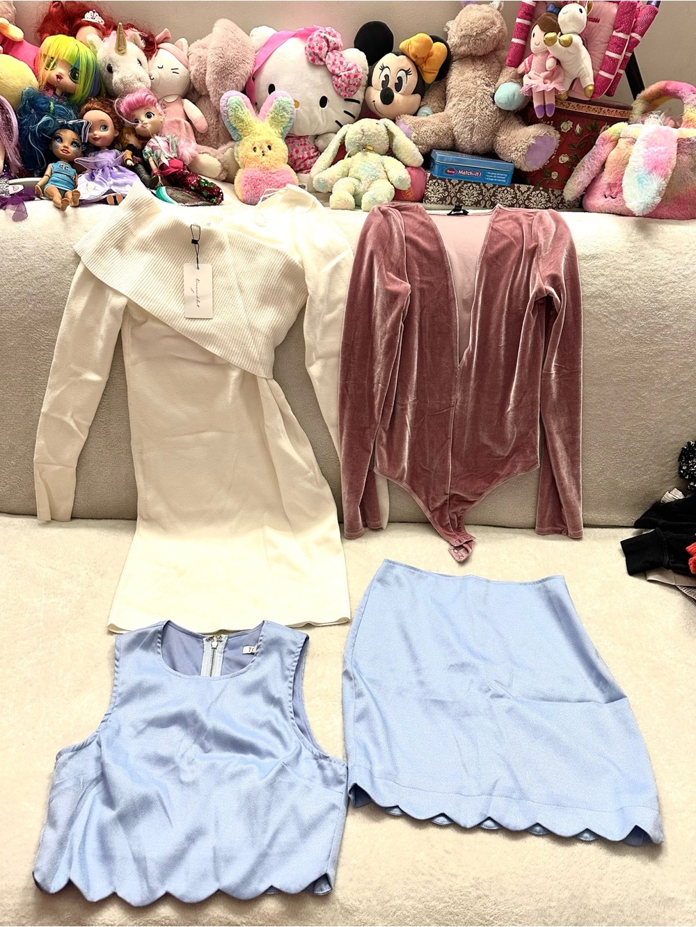 Women Clothes-MOVING SALE- Size S-ZARA,Nike,Victoria’s Secret,Gap,and more.